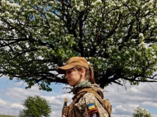 Військова, фото: вільне джерело