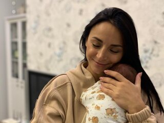 Илона Гвоздева с сыном, фото с Instagram