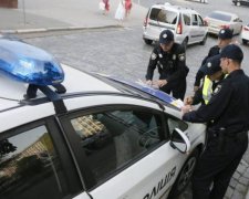 Форсаж по-киевски: самоуверенная автоледи спровоцировала глупое ДТП с переворотом