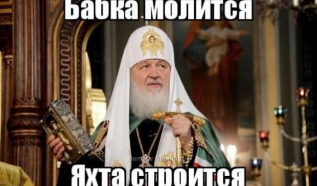 Сам Господь велел: патриарх Кирилл ходит по воде (фотожаби)