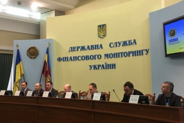 У Держфінмоніторингу відзвітували про відмивання коштів, боротьбу з тероризмом та його фінансуванням