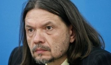 Бригинець: Ахметов готується до виборів на окупованих територіях