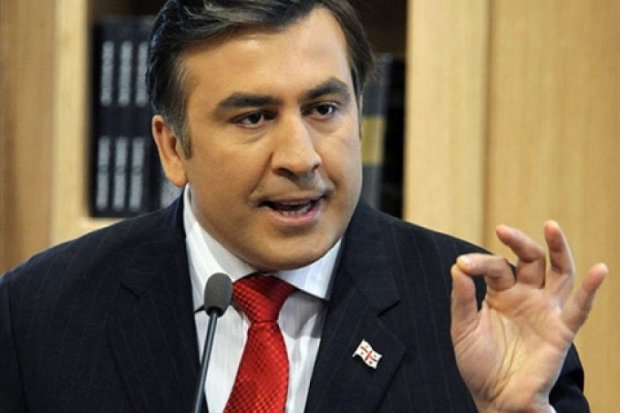 С зарплатой 5 тысяч гривен продержусь не более года - Саакашвили