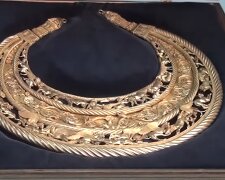 Золотая пектораль, кадр из видео