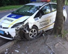 Киевские копы разбили очередной Prius: опубликованы фото