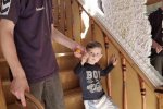 Біженці облаштували житло в шикарному будинку ромського барона (фото)