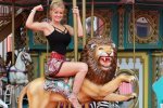 Розкішна поліцейська потіснила фітоняшок із Instagram