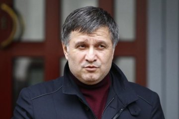 Кожен десятий поліцейський раніше працював у міліції - Аваков