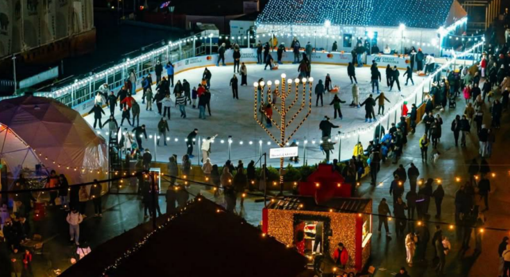 Украинцы, Киев, каток, фото из соцсетей