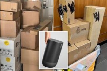 Клиент говорит, что ему пришлось начать устанавливать динамики в коридоре