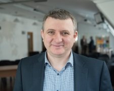Юрий Романенко