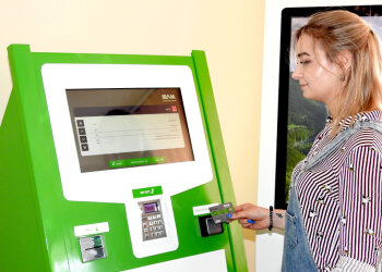 Пополнение карты усложнили: какие данные теперь собирают терминалы