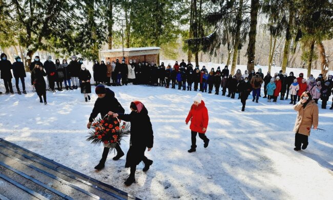 В Хмельницком почтили память украинского героя Бигуса, стоявшего за неньку до последнего: "Пусть небо будет тебе пухом"