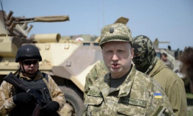 Російські навчання: Турчинов озвучив тривожну звістку