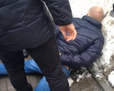 Киевский майор полиции вымогал 80 тысяч у преступников (видео)