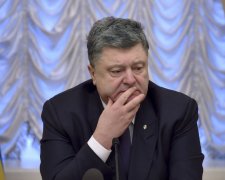 Покушение на Порошенко: в сети появилось видео атаки на экс-президента под крики "Ганьба"