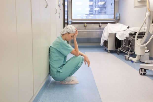 Зірка "Кармеліти" загриміла до лікарні: медики озвучили страшний діагноз