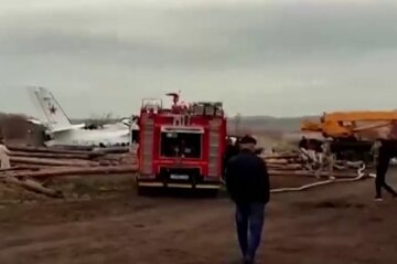 Крушение самолета  Let L-410, фото: Telegram
