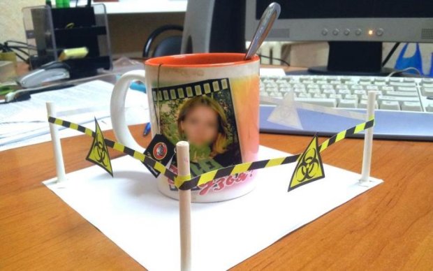 Пить чай или кофе в офисе опасно