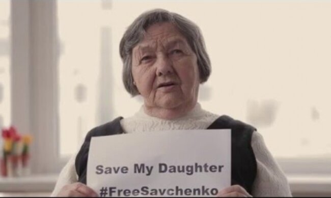 Суд відмовив мамі і медикам провідати Савченко