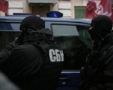 Закарпатський ділок наживався на легалізації росіян в Україні