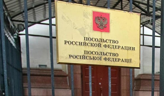 Російський консул назвав полонених ГРУшників найманцями «ЛНР»