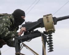 Две женщины ранены после попадания снаряда в жилой дом