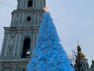 Головна ялинка країни-2025, Софіївська площа, фото: Знай.ua