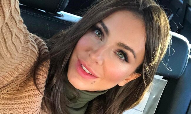 "Сексуальная": Лорак засветила прелести в откровенных платьях, вот это формы