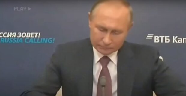 У Путина проблемы с головой? В сети показали странное поведение: "Альцгеймер разыгрался"