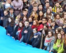 До сліз: у Європі прозвучав гімн України