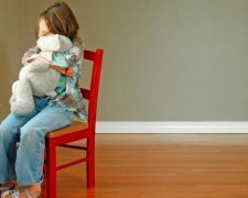 Користувачів мережі обурило жорстоке покарання дитини