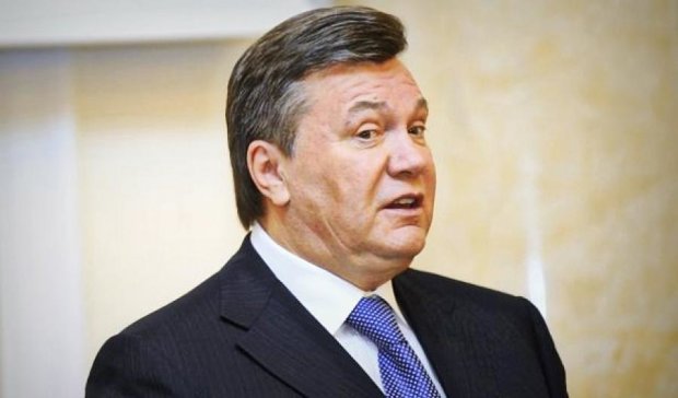 Генпрокуратура обещает Януковичу "теплый чай и мягкое кресло"