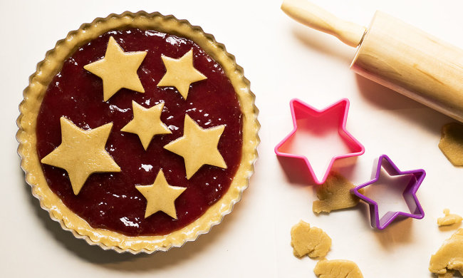 Різдво 2019: рецепт величезного тарта з джемом