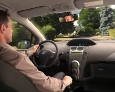 Пенсійний збір: скільки платити за реєстрацію авто