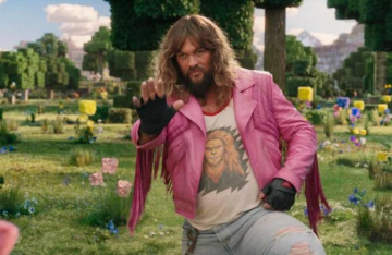 Джейсон Момоа, кадр из фильма "Майнкрафт"