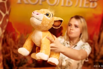 "Король лев": Тоня Матвієнко, Гарік Корогодський, Настя Даугуле та інші зірки на гала-прем'єрі в Києві, фото
