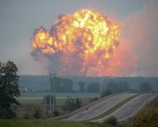 Все палає, з'явився ядерний гриб: подробиці, фото і відео пекельного вибуху в Москві