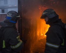 Крики, паніка і вибухи: в Москві щось відбувається