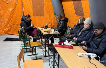 Украинцы, Пункт незламности, фото из соцсетей