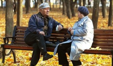 Розмріялись: українських пенсіонерів змусять працювати довше
