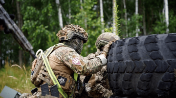 Списание долгов и защита выплат военных