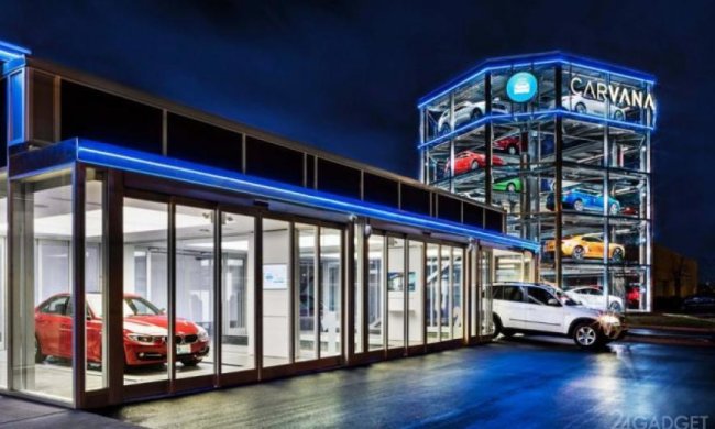 Автомобілі в Америці купують в п’ятиповерхових автоматах з продажу (відео)