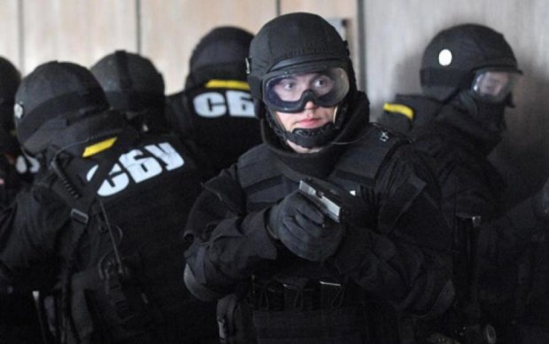 СБУ показала захоплення двох шпигунів "ДНР"