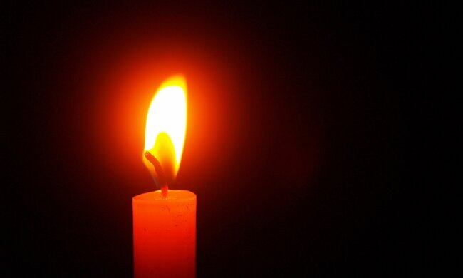 свеча памяти, фото Pxhere