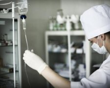Не кором єдиним: дорослих українців косить нова дитяча хвороба