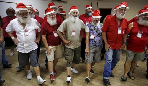 Бразильців вчать бути професійними Санта Клаусами (фото)