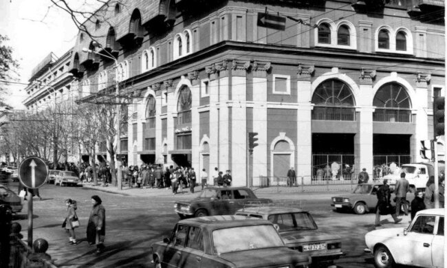 Китайці створили конкурента Tesla 
