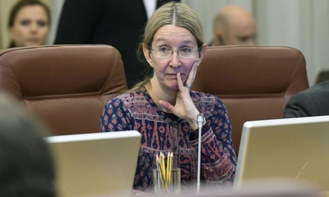 Блогероминистр Супрун вместо отставки занялась методом "Кенгуру": это и для папы, и для мамы