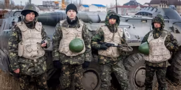 За сутки ранили 3 солдат